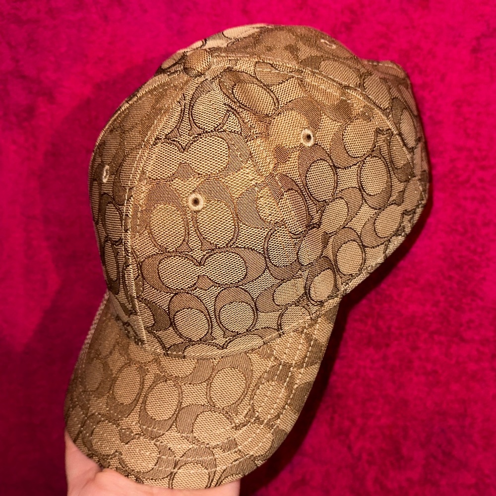 Signature Jacquard Authentic Coach Hat
